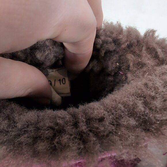 UGG Auzland Sheepskin Pink Boots Booties Girls Youth 9/10 EU 29 Short Bow - Picture 12 of 14